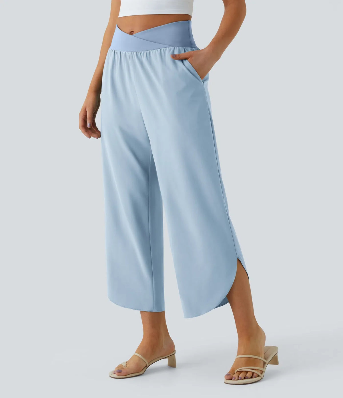 Breezeful™ - Pleated pants with high vitality and side bags