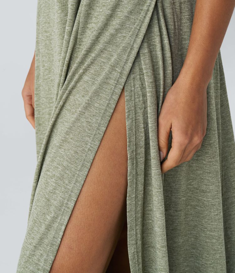 Serena™ - Maxi dress with flowing canotta and senza schienale con scollatura a U e spacco