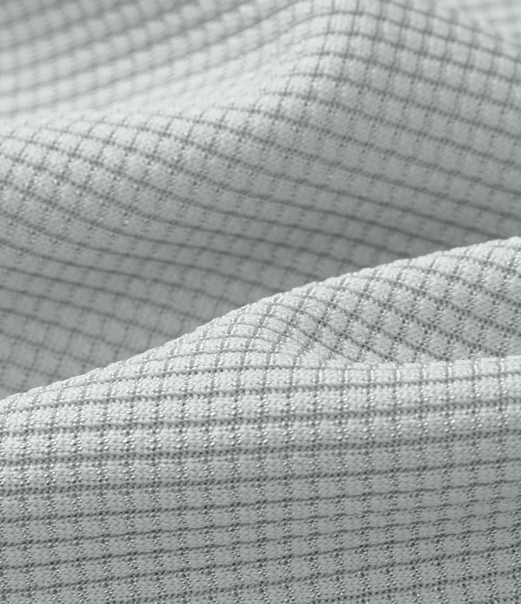Jumpsuit™ - Tuta with V-shaped collar, short sleeve, side pocket with pieghe and wide leg, fluid wave pattern.