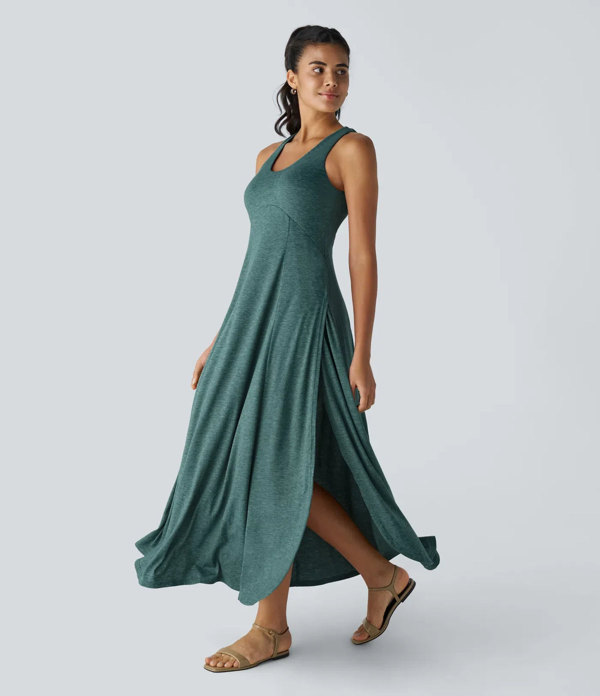 Serena™ - Maxi dress with flowing canotta and senza schienale con scollatura a U e spacco